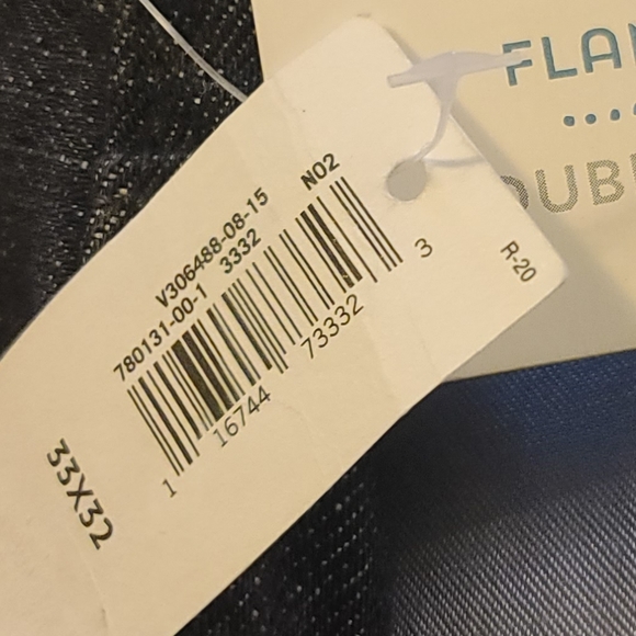 Old Navy Flannel lined Jeans - Picture 5 of 5